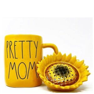NEW Rae Dunn Pretty Mom Mug with Sunflower Topper Lid